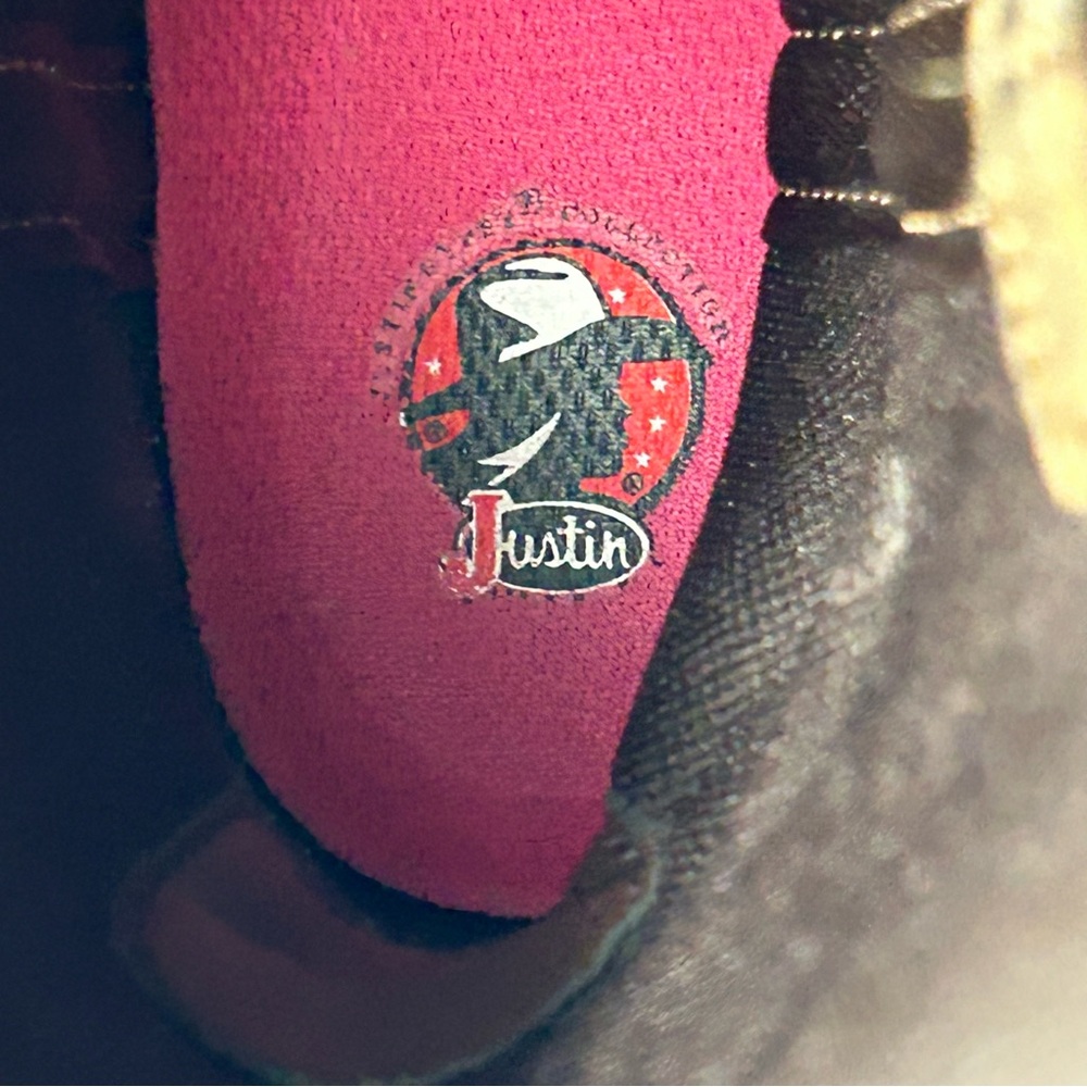 Justin Boots Brown Leather Western Boots with Turquoise Trim - Picture 4 of 16